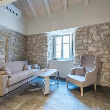 1 Bedroom Lovely In Appartamento *