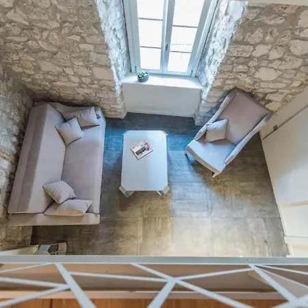 شقة 1 Bedroom Lovely In زادار